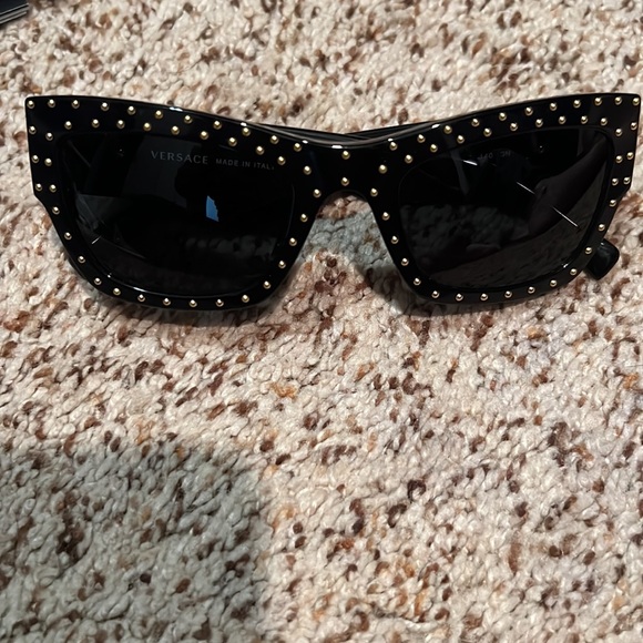 Versace Sunglasses - Picture 2 of 4